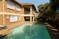 View full details for this House for sale in Farrarmere, Benoni, Johannesburg East, Gauteng, South Africa - 1EN1127956