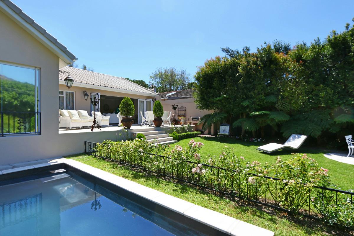 2 Bedroom House For Sale Hout Bay 1HG1254304 Pam Golding Properties