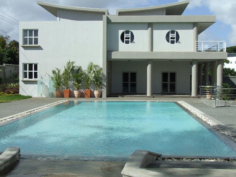 3 Bedroom Multistorey Apartment To Rent Beau Bassin (Mauritius