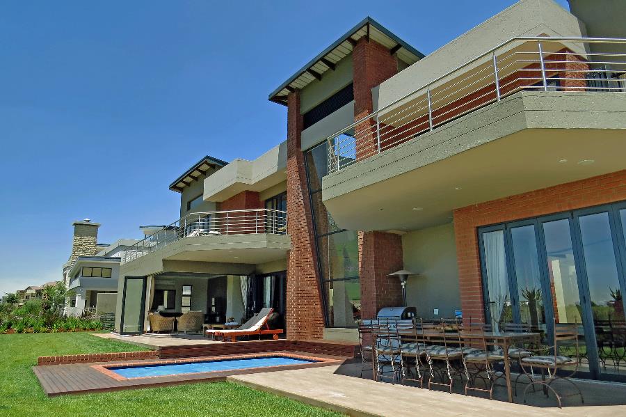 4 bedroom house for sale in Serengeti Golf Estate