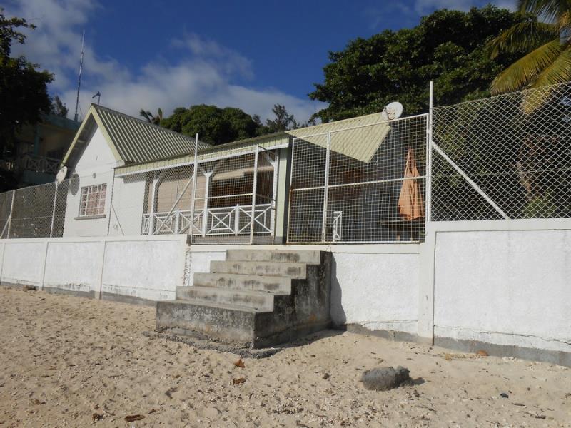3 Bedroom Singlestorey House For Sale Baie du Tombeau (Mauritius