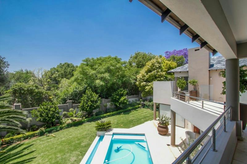 5 Bedroom Doublestorey Cluster For Sale Bryanston HP1601520 Pam Golding Properties