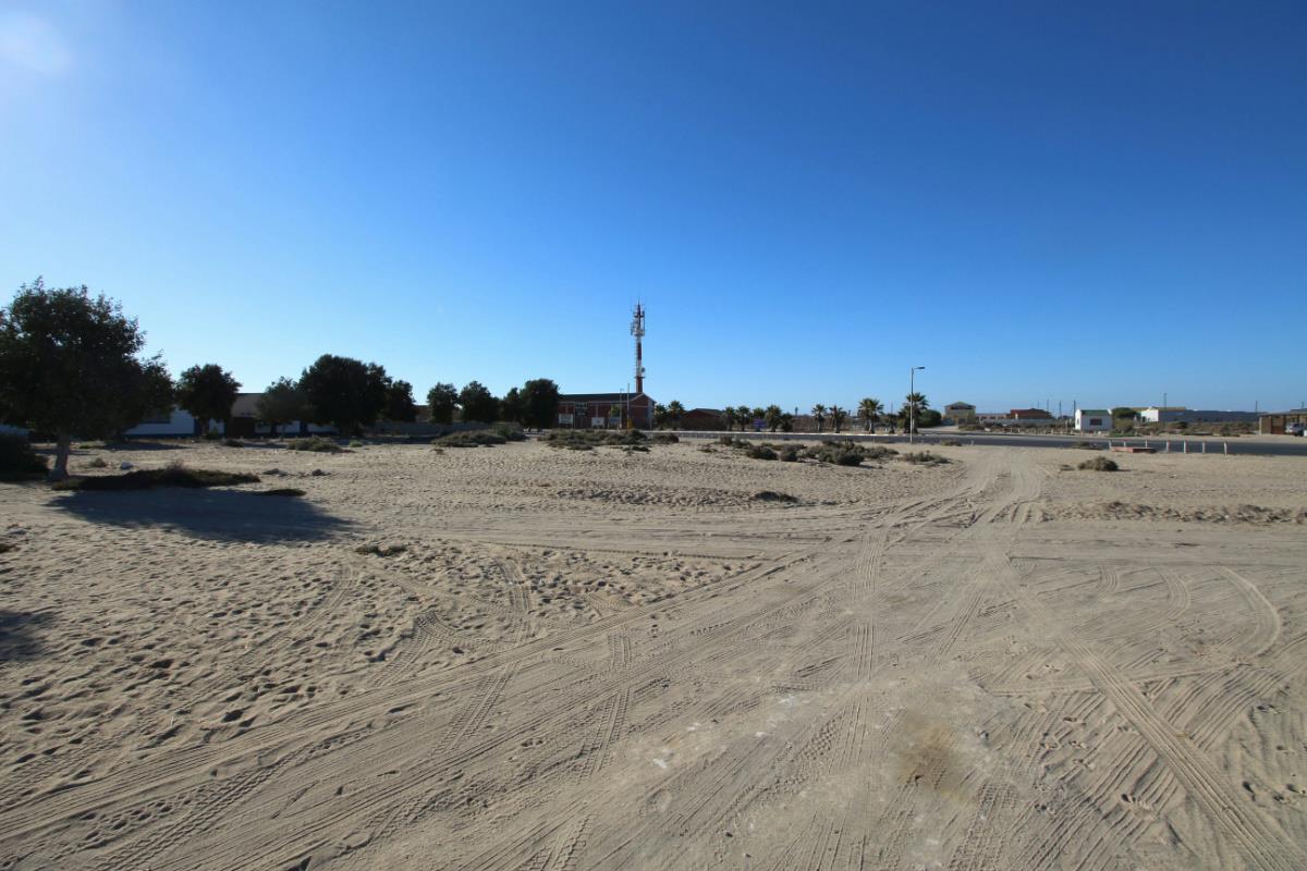 4905 m&sup2; commercial vacant land for sale in Port Nolloth