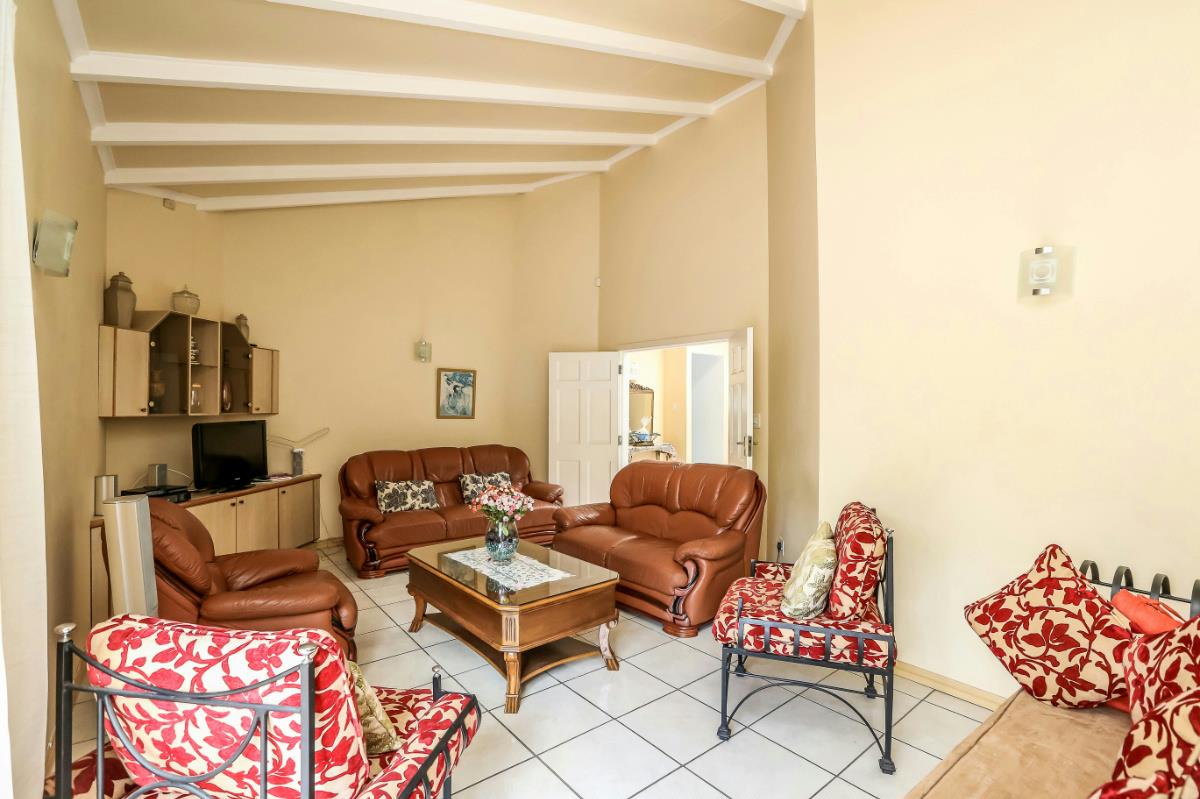 4 Bedroom House For Sale Bunkers Hill 1ET1604693 Pam Golding