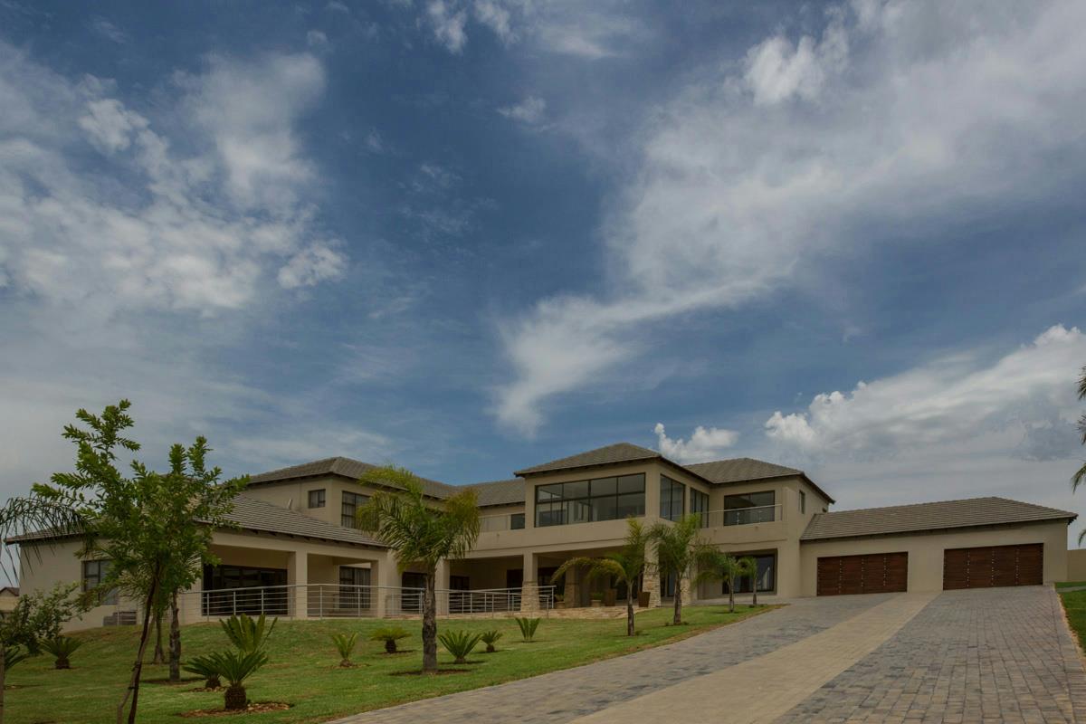 6 Bedroom House For Sale Mooikloof Glen PT1372964 Pam Golding Properties