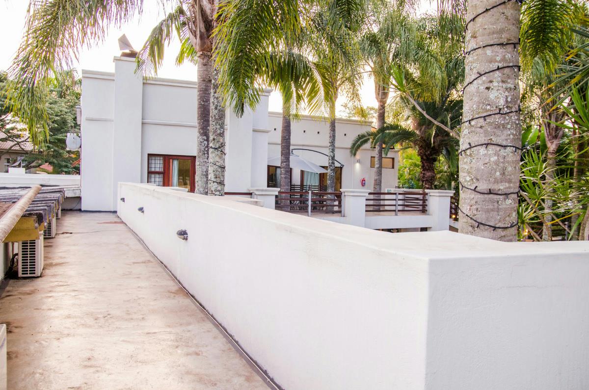 4Star 12 Guest Room Guesthouse For Sale White River 1WR1272862