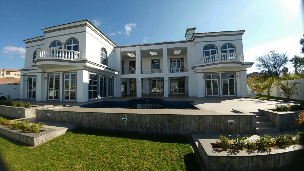 5 bedroom house for sale in Waterkloof Heights