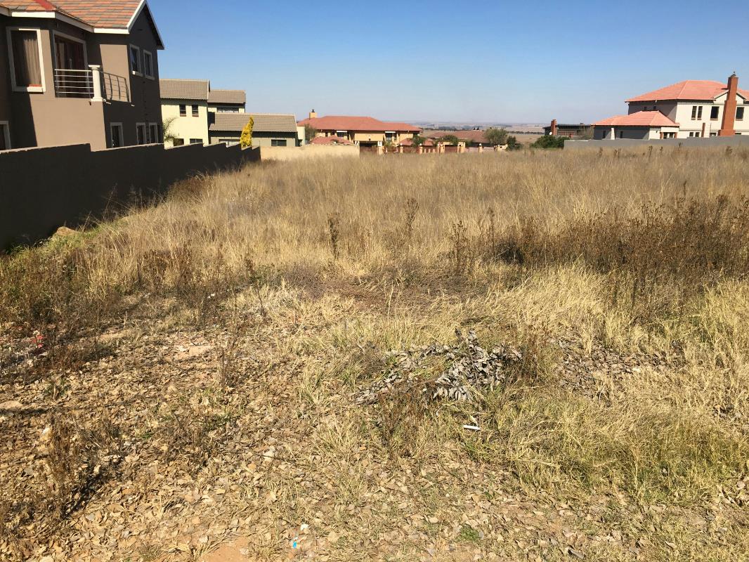 1500 m&sup2; residential vacant land for sale in Aquavista Mountain Estate