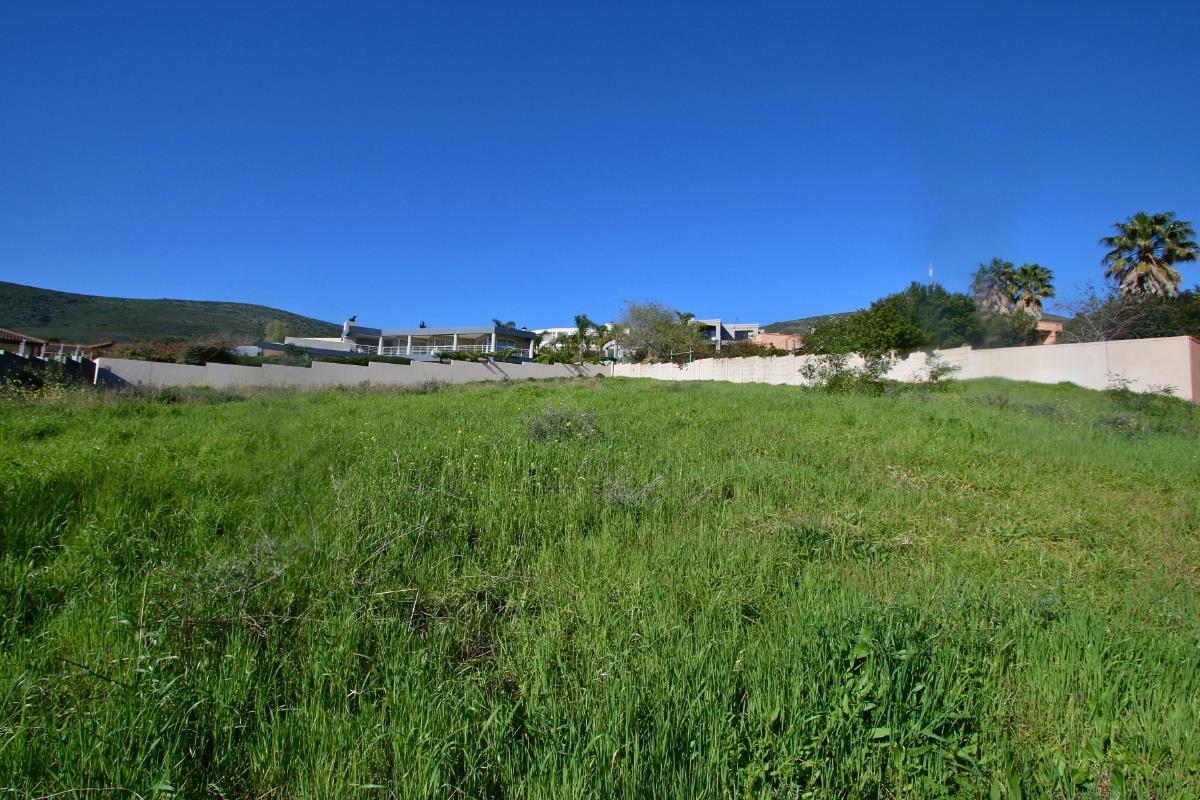 1530 m&sup2; residential vacant land for sale in Plattekloof