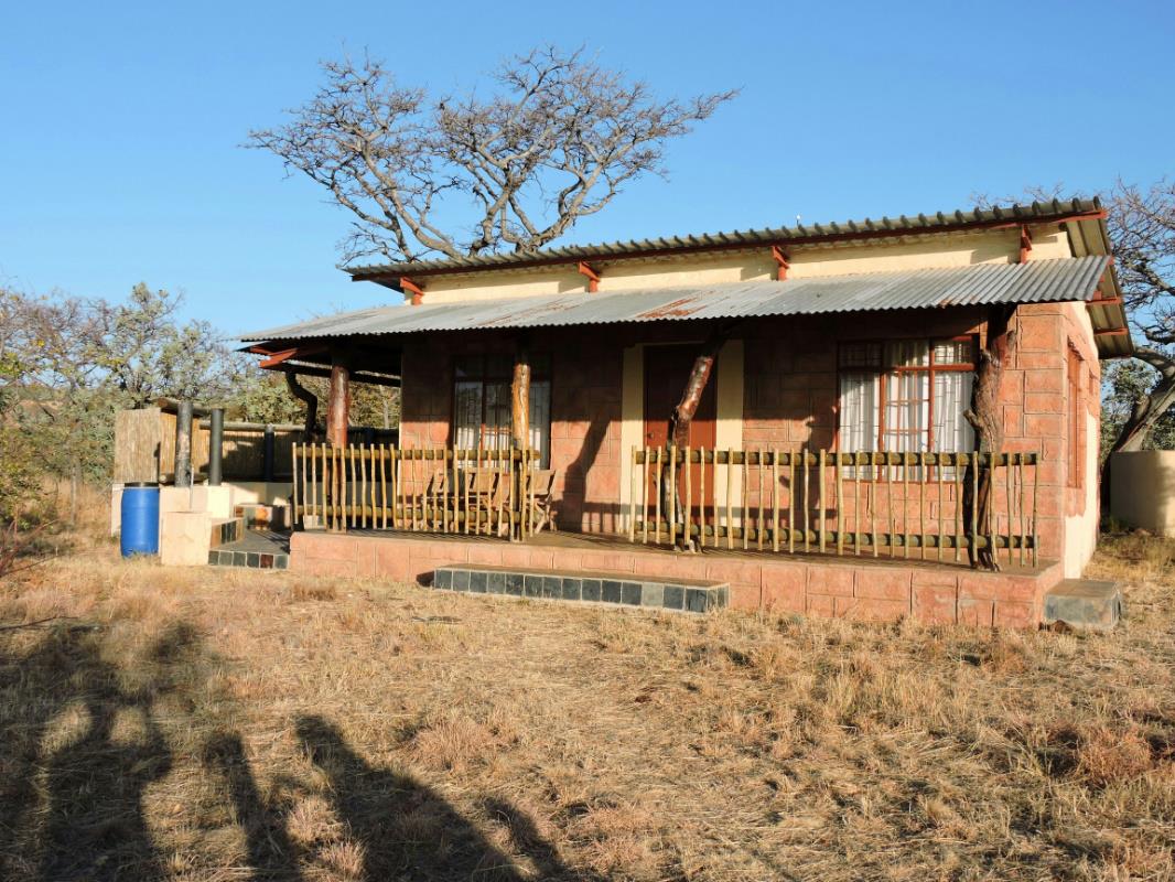 1262.9 hectare Game Farm For Sale Swartruggens 1RU1289133 Pam