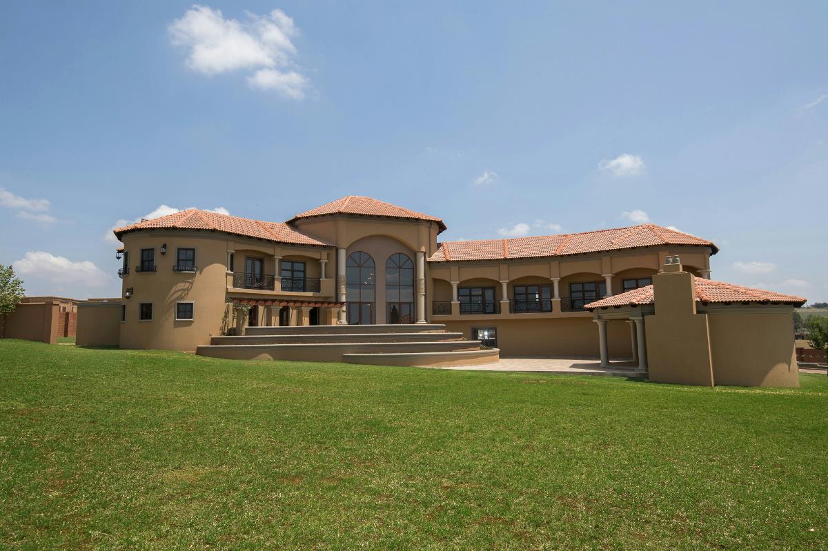 7 Bedroom House For Sale Mooikloof Heights PT1292587 Pam Golding