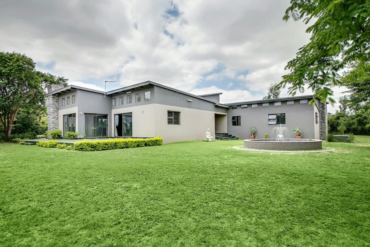 4 Bedroom House For Sale Beaulieu MR1370512 Pam Golding Properties