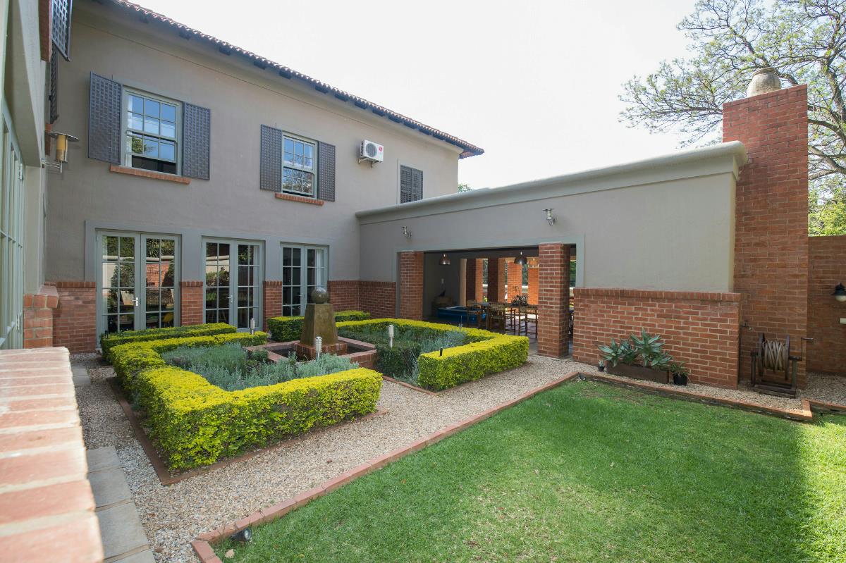 4 Bedroom House For Sale Waterkloof PT1296201 Pam Golding Properties