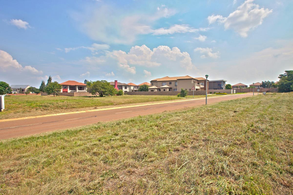 1050 m&sup2; vacant land for sale in Silver Woods