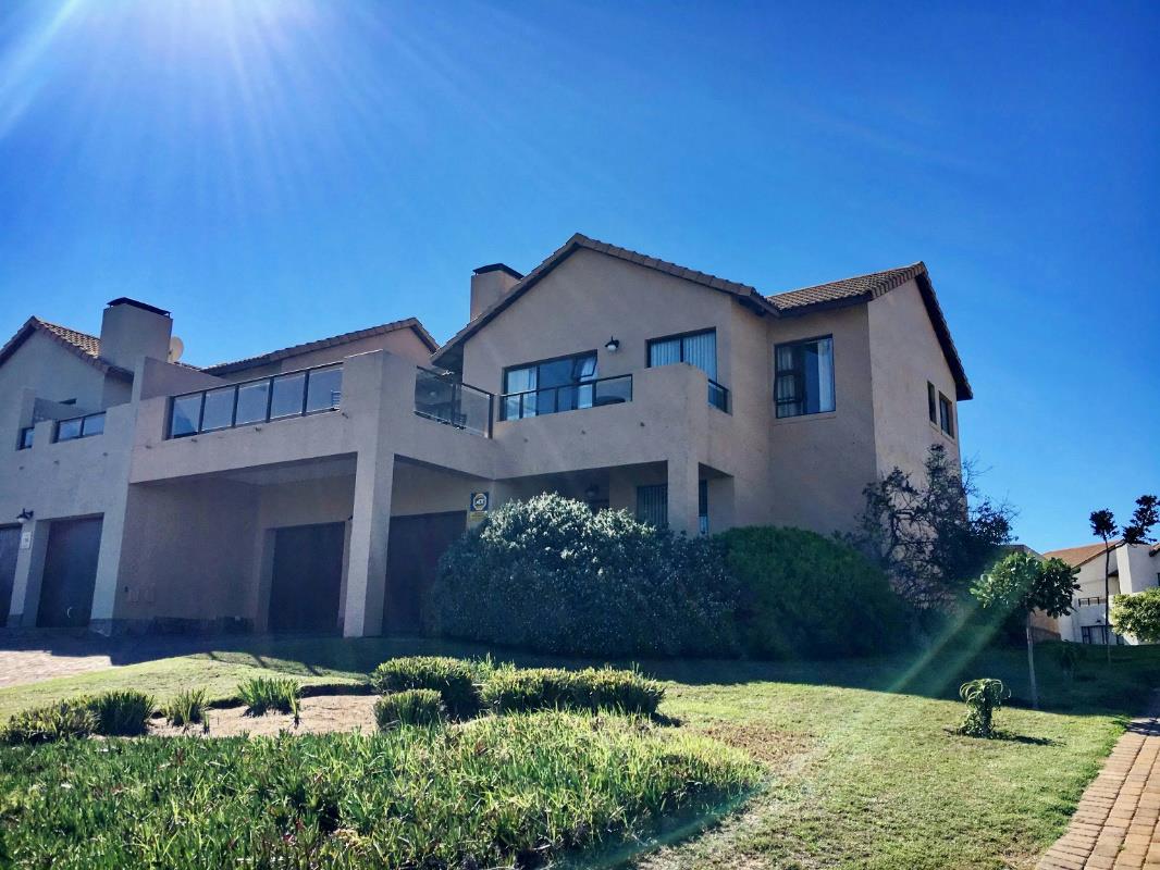 4 Bedroom Cluster House To Rent Mossel Bay Golf Estate 1MB1319456