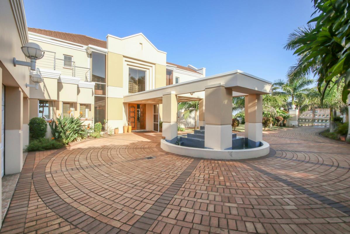5 bedroom double-storey house for sale in uMhlanga Ridge