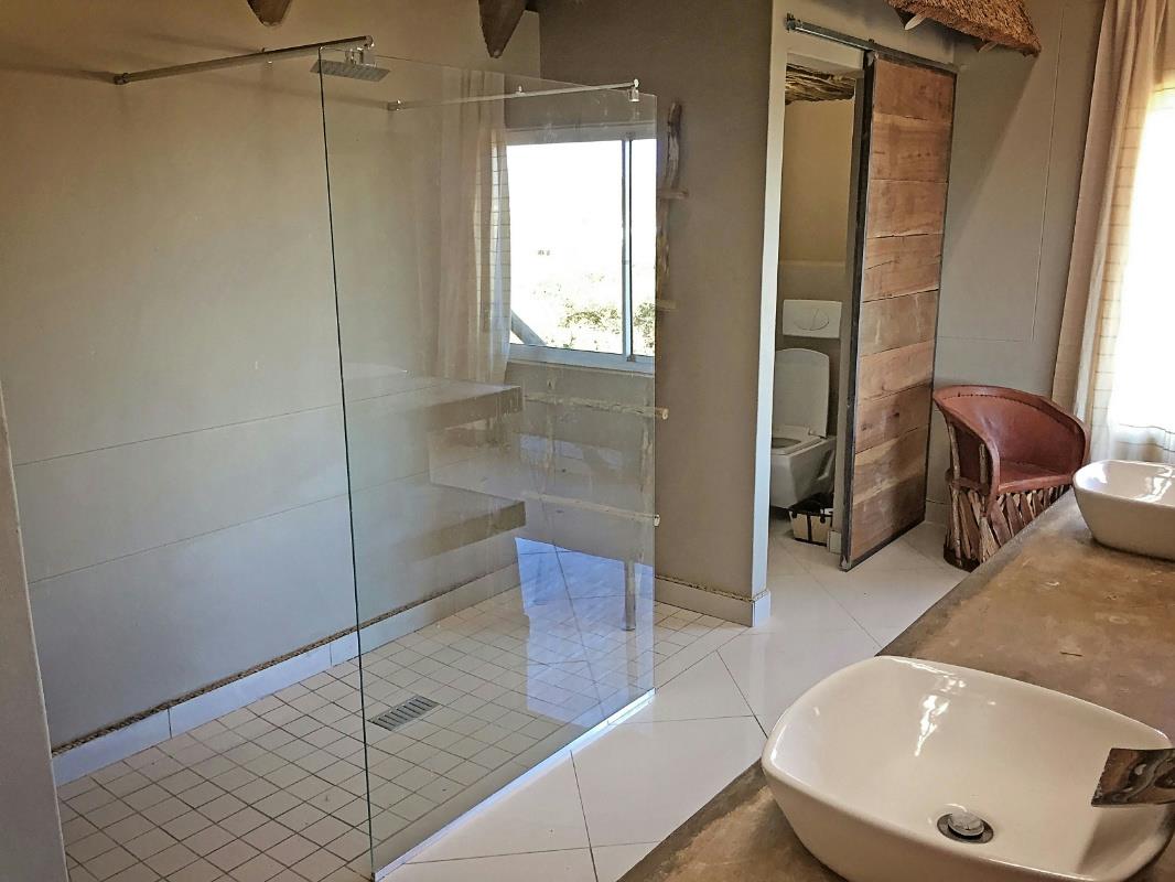 7 Bedroom Security Estate Home For Sale Finkenstein Estate (Namibia