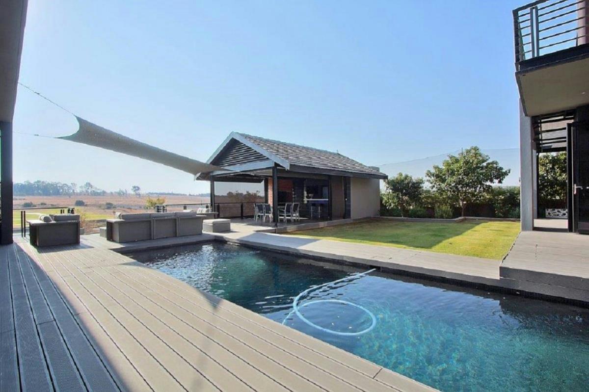 5 Bedroom House For Sale Copperleaf 1CE1455860 Pam Golding Properties