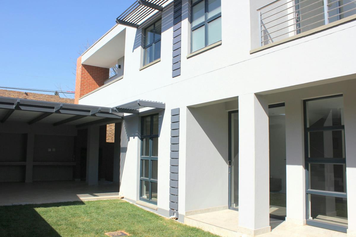 3 Bedroom House For Sale Menlo Park PT1332184 Pam Golding Properties