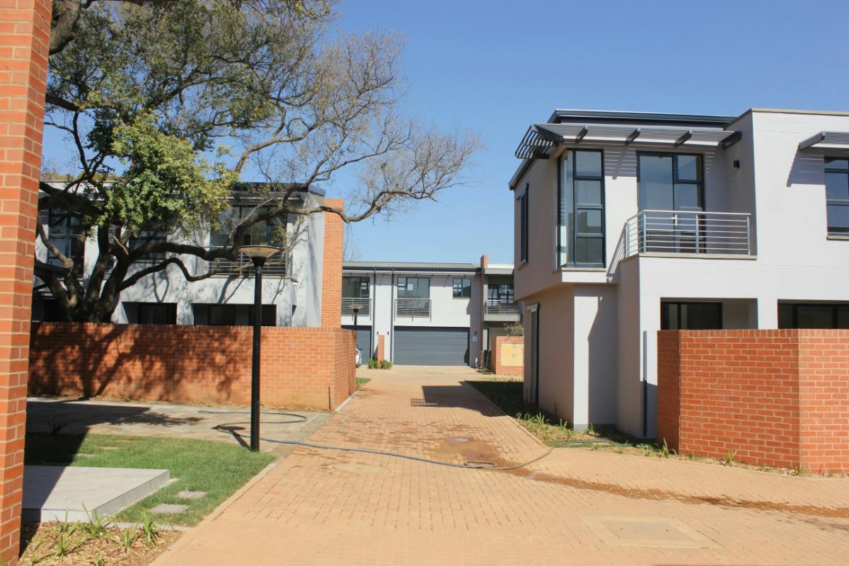 3 Bedroom House For Sale Menlo Park PT1332184 Pam Golding Properties