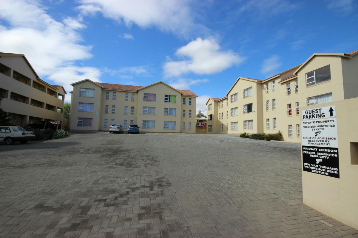 Multi-storey apartment for sale in Oudtshoorn