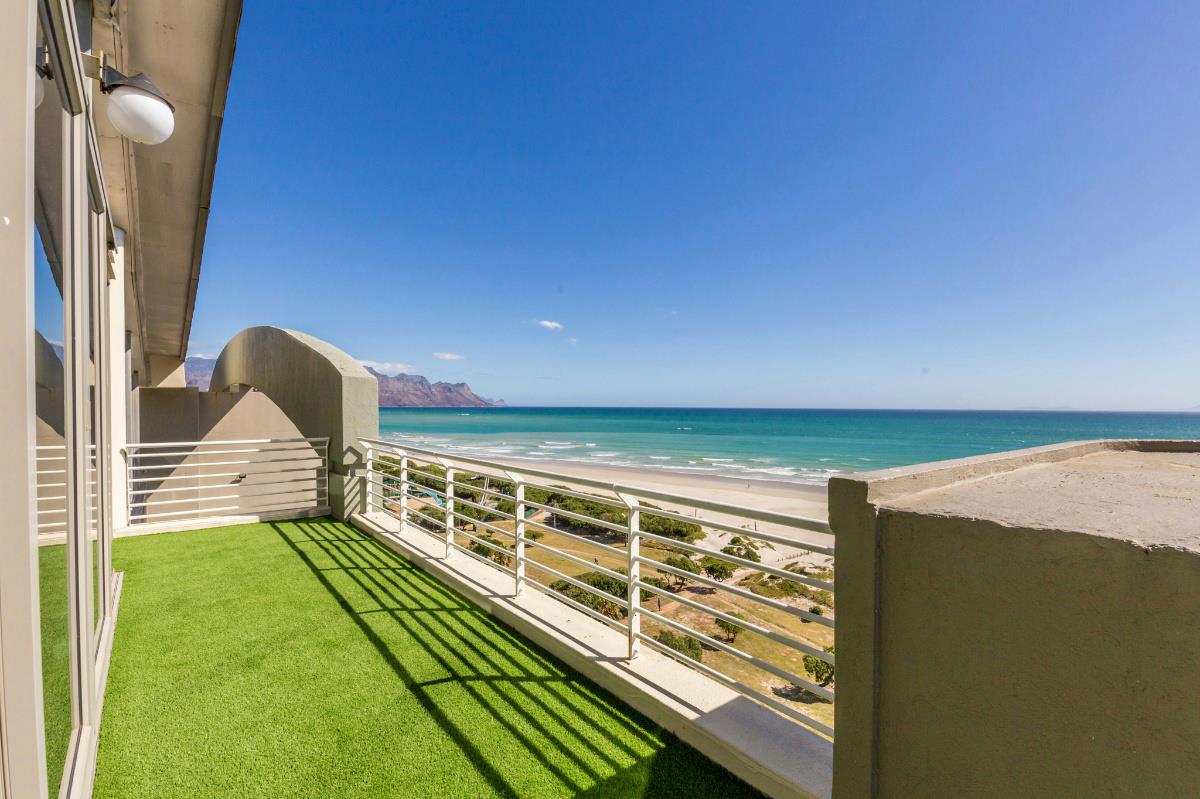 3 Bedroom Penthouse Apartment For Sale Strand North SW1467888 Pam