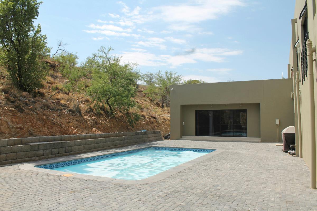 5 Bedroom House For Sale Windhoek (Namibia) 3NM1350725 Pam