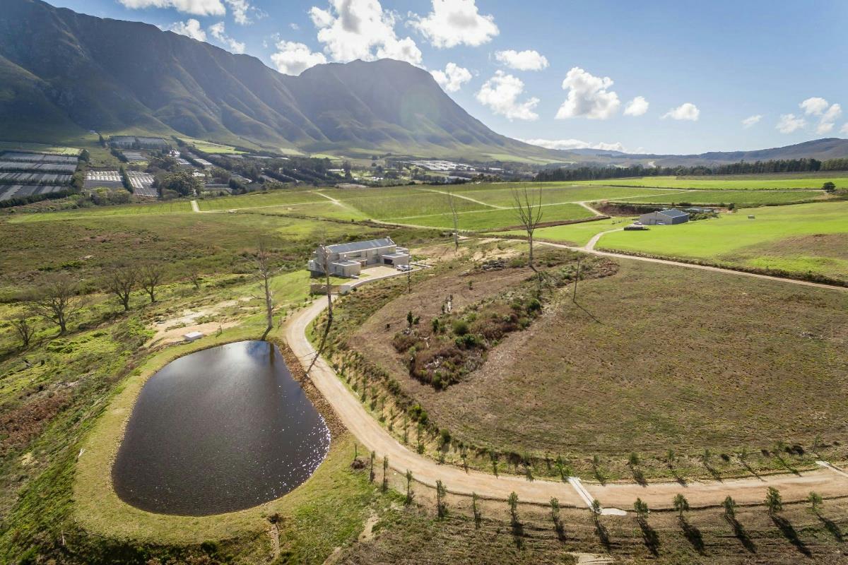 60 hectare Wine Farm For Sale HemelenAarde Valley HF1354715 Pam