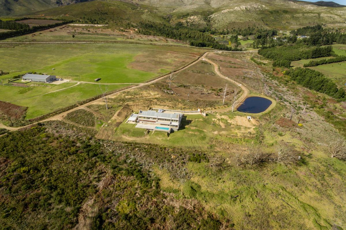 60 hectare Wine Farm For Sale HemelenAarde Valley HF1354715 Pam
