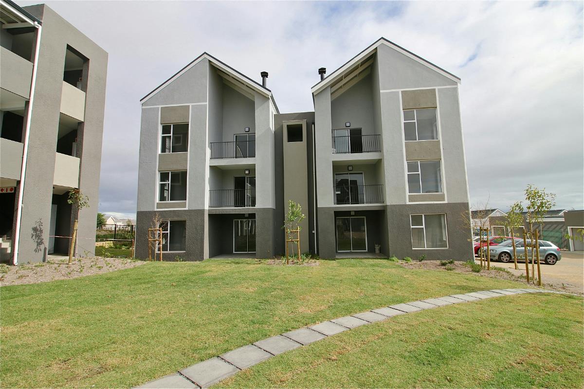 2 Bedroom Apartment To Rent Burgundy Estate 1PLA1533037 Pam