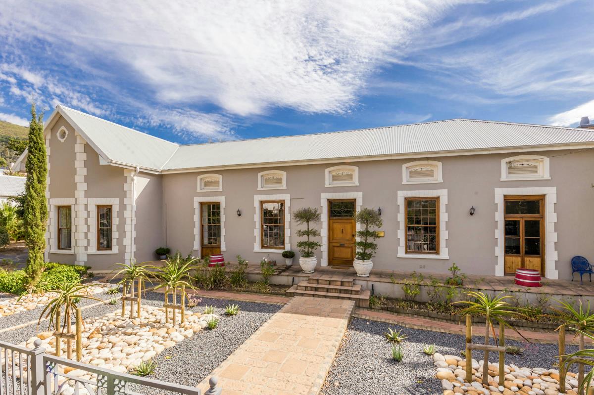 5 Bedroom House For Sale Paarl TK1371576 Pam Golding Properties