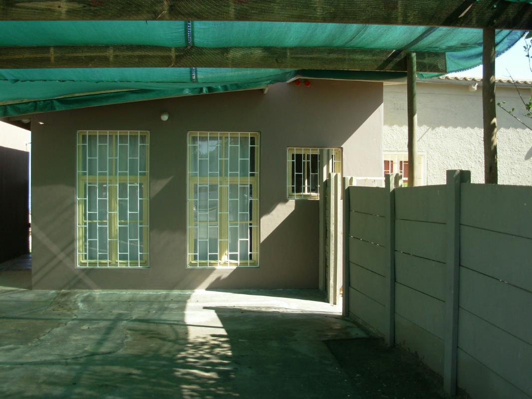 3 Bedroom Singlestorey House For Sale (Namibia) 3NM1371058 Pam Golding Properties