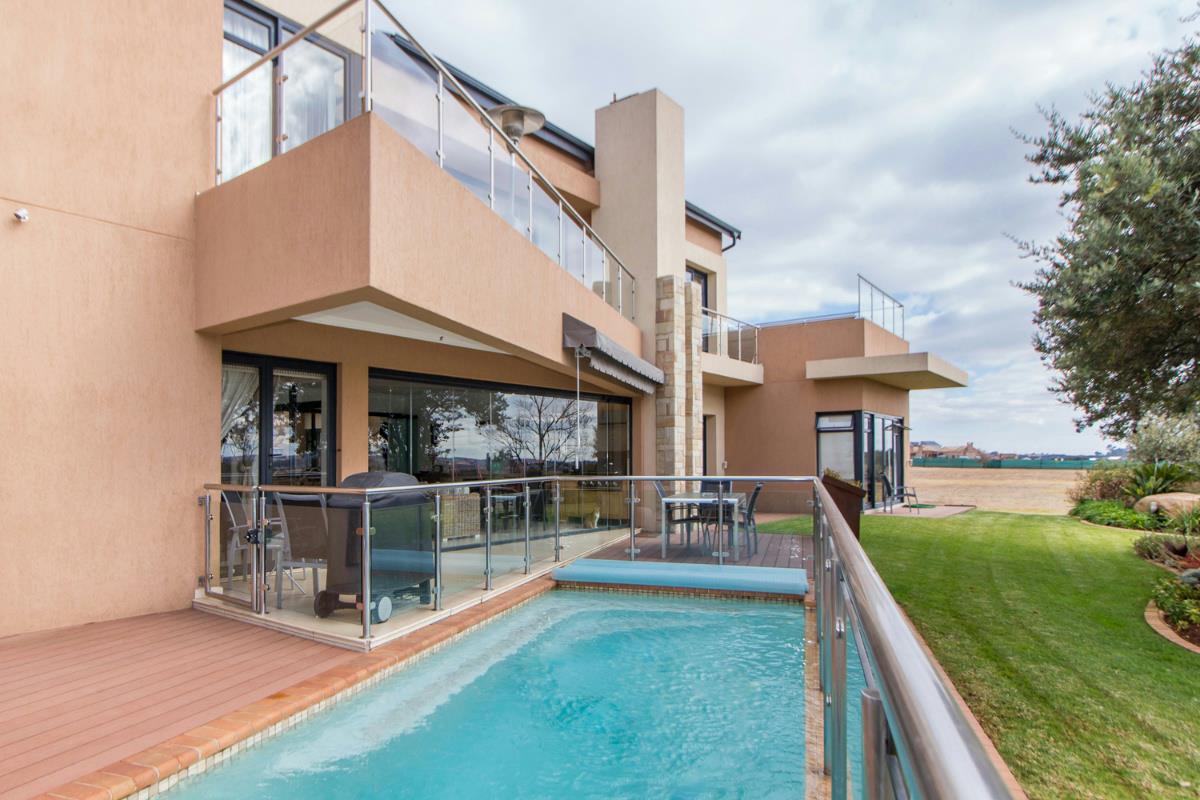 5 Bedroom Golf Estate House For Sale Serengeti Golf Estate EN1577380 Pam Golding Properties