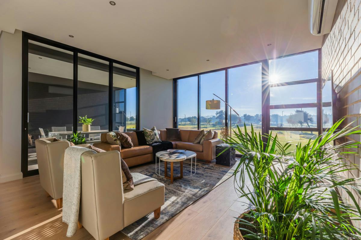 3 Bedroom Apartment For Sale Midstream Estate CN1553087 Pam