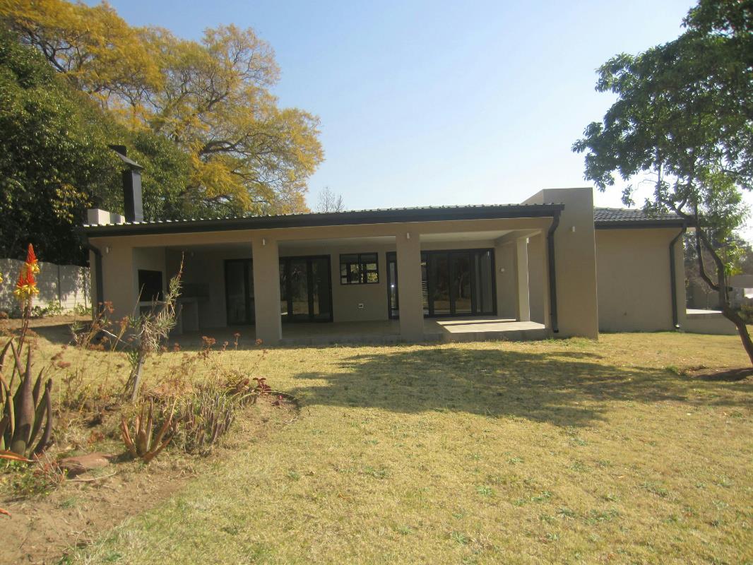 4 Bedroom House For Sale Lombardy East 1JE1379446 Pam Golding