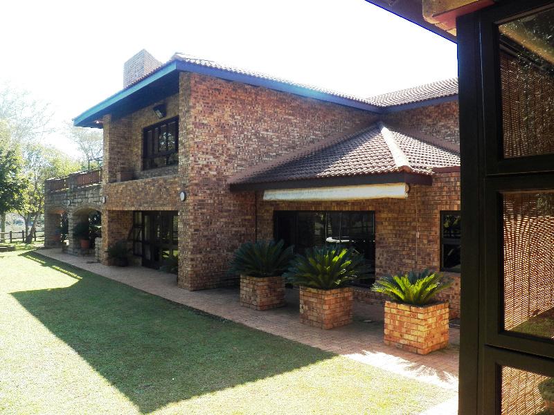 6 Bedroom House For Sale White River Country Estate 1WR1138932