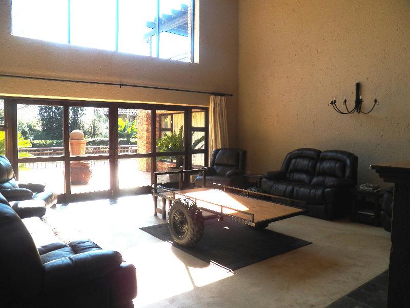 6 Bedroom House For Sale White River Country Estate 1WR1138932