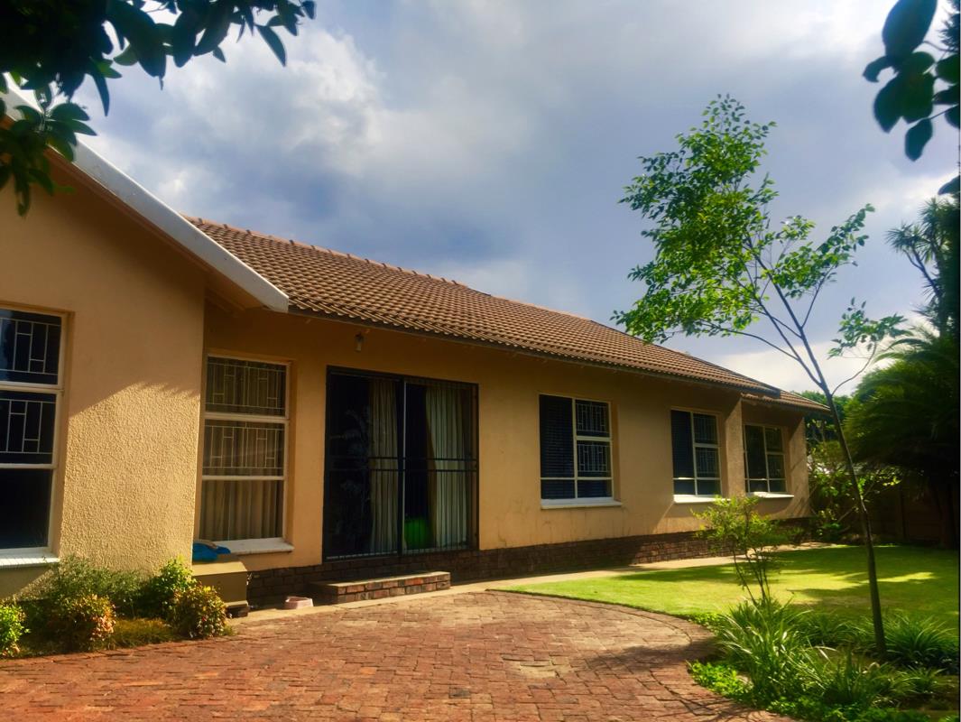 3 Bedroom House For Sale Ermelo 1EM1477392 Pam Golding Properties