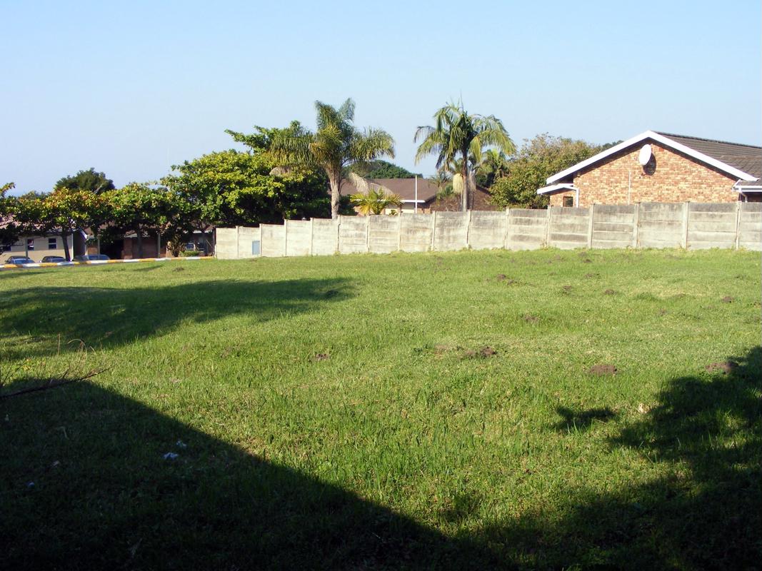 1211 m&sup2; vacant land for sale in Port Edward