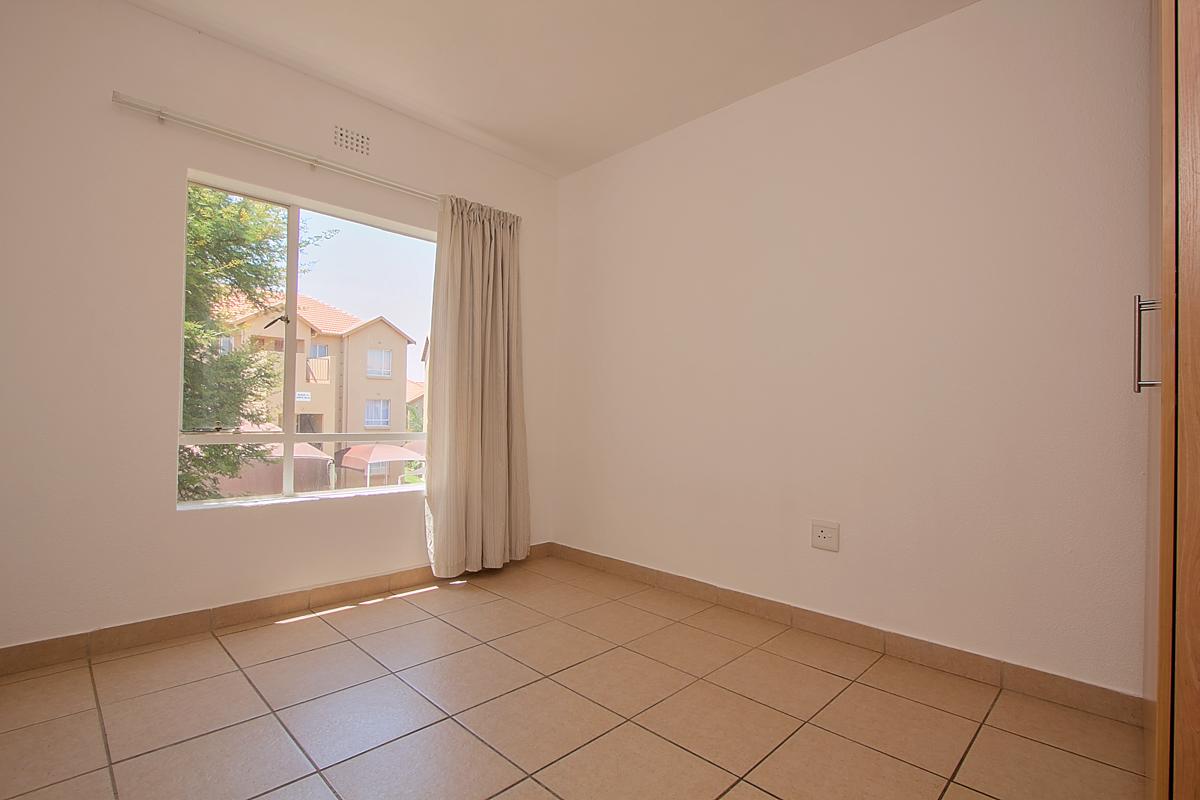 2 Bedroom Apartment For Sale Pomona 1KQ1392496 Pam Golding Properties