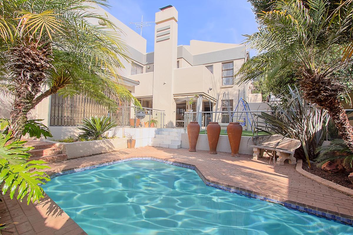 4 bedroom double-storey cluster for sale in Linksfield