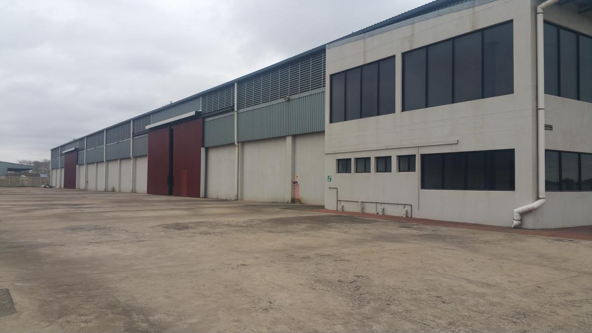 Commercial industrial property to rent in Alton
