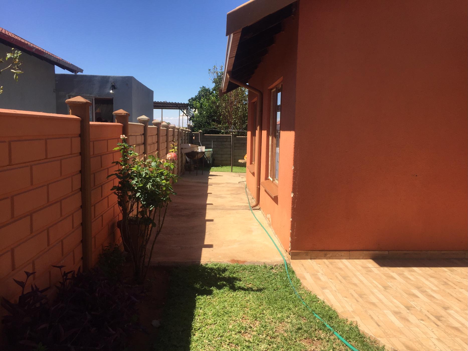 3 Bedroom House To Rent Tlhabane West 1RU1407447 Pam Golding