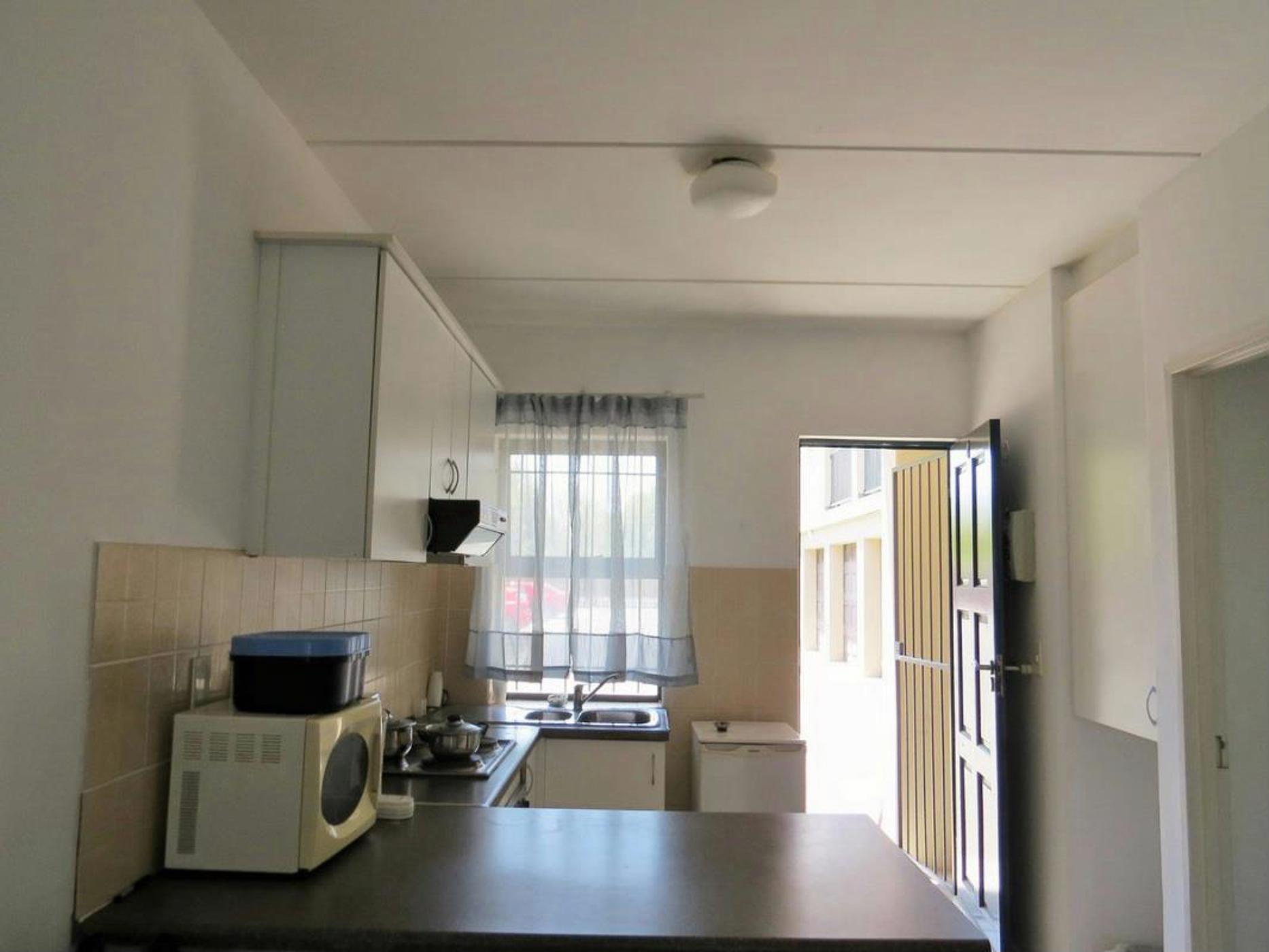 2 Bedroom Apartment To Rent Parow Valley 1BC1505754 Pam Golding