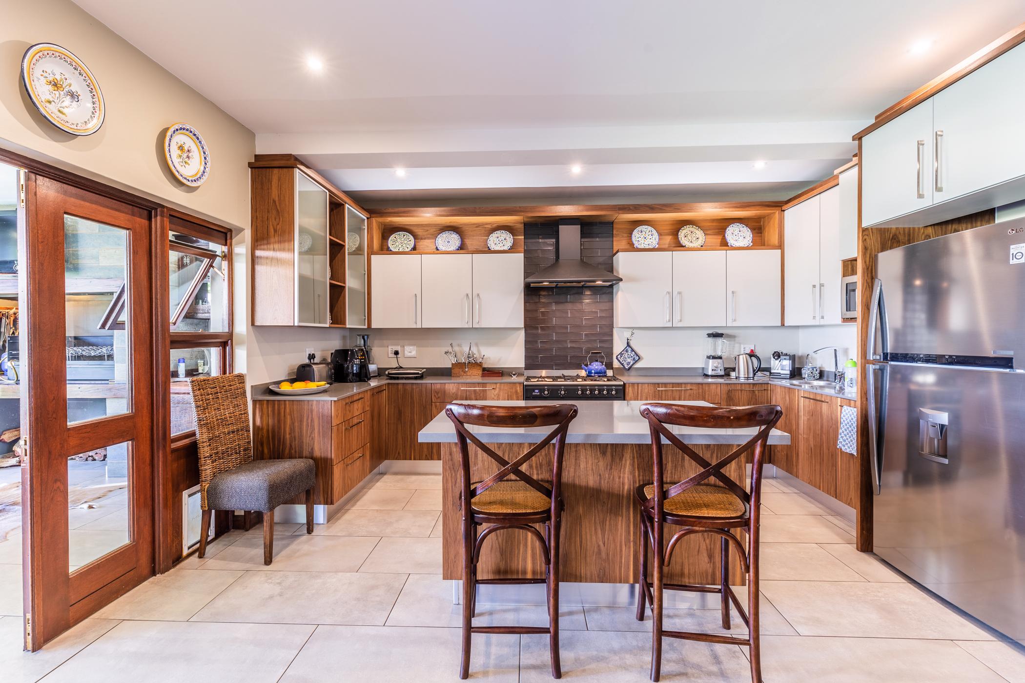 5 Bedroom House For Sale Silver Lakes Golf Estate PT1520926 Pam