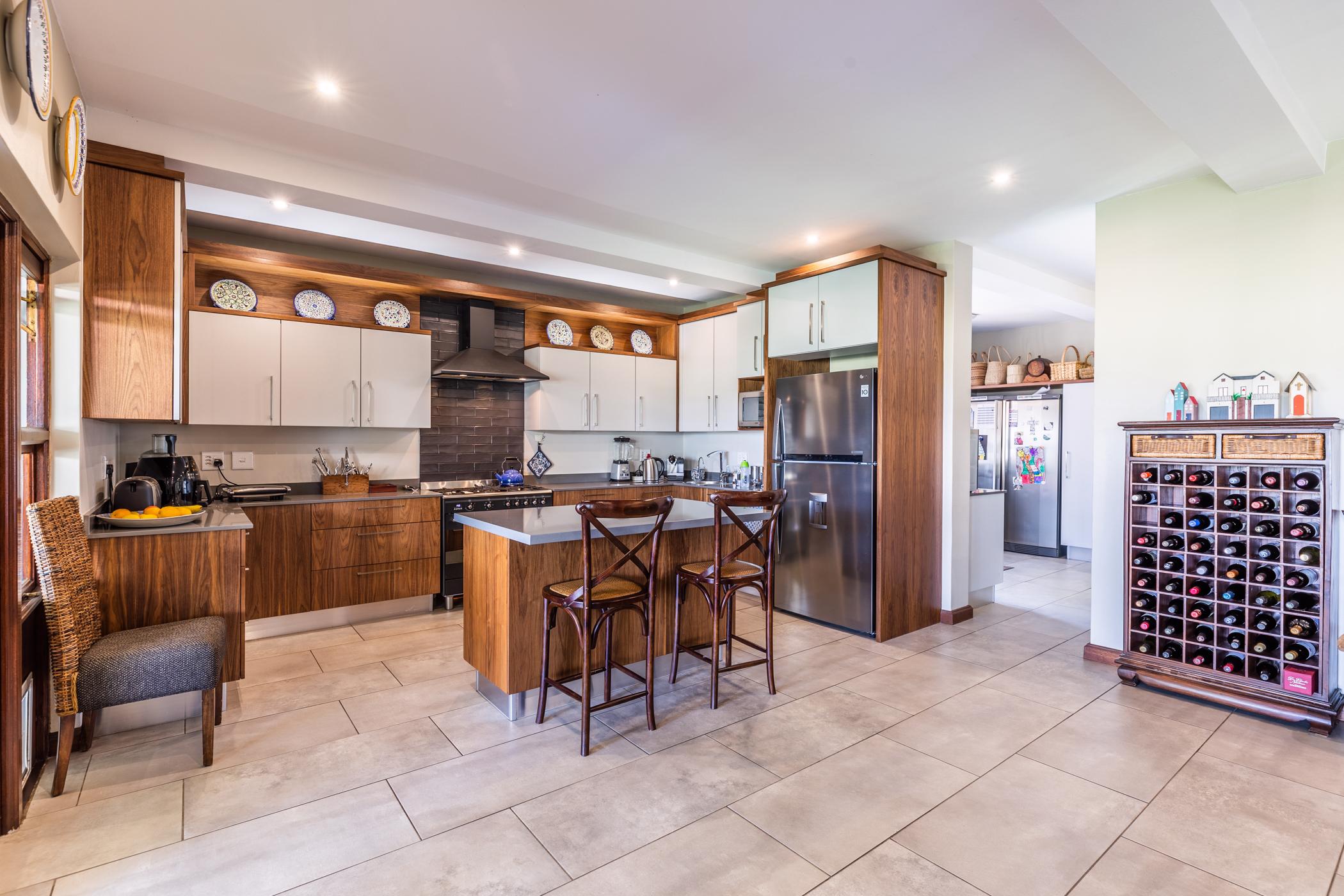 5 Bedroom House For Sale Silver Lakes Golf Estate PT1520926 Pam