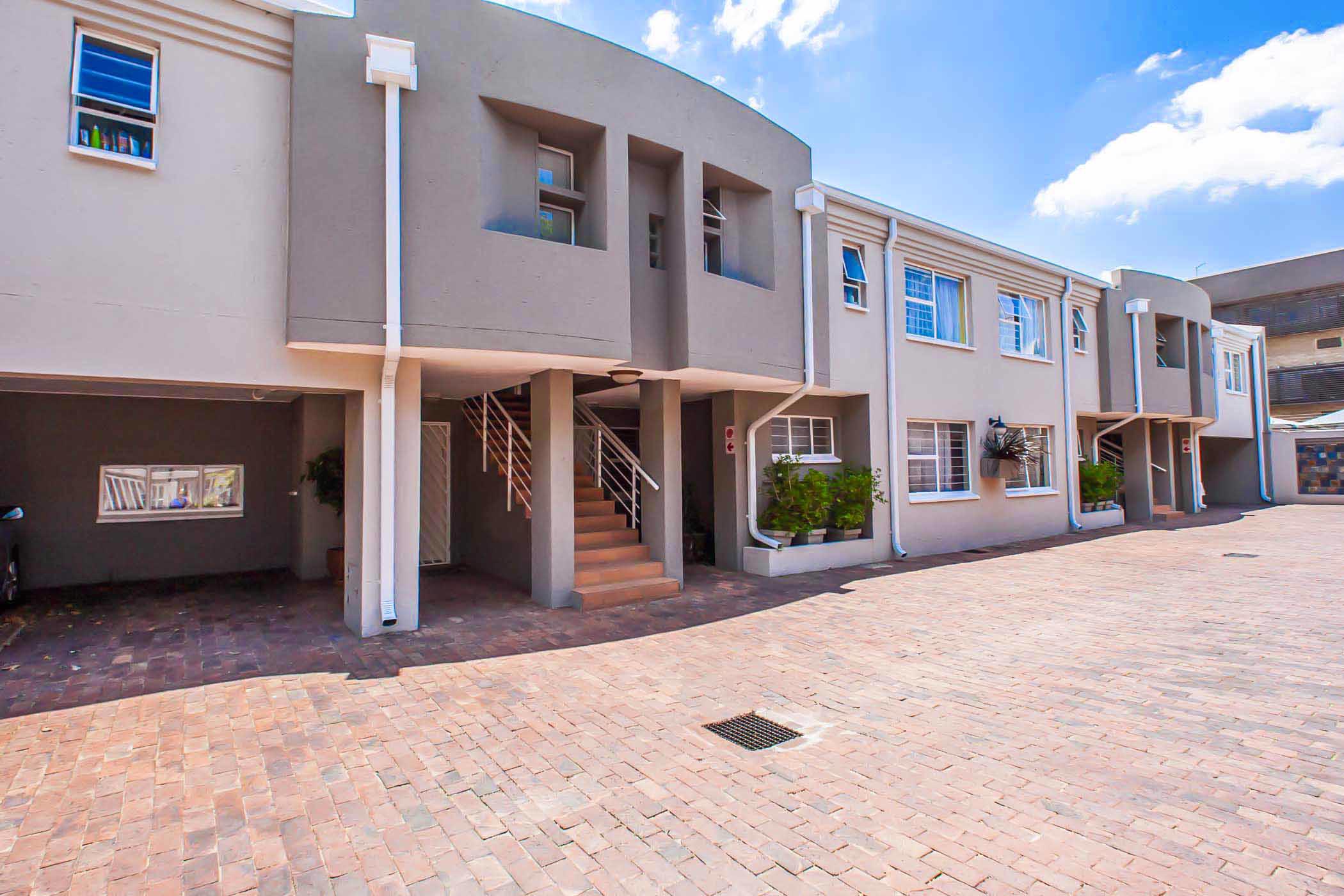 2 Bedroom Apartment For Sale Norwood (Johannesburg) HP1410825 Pam