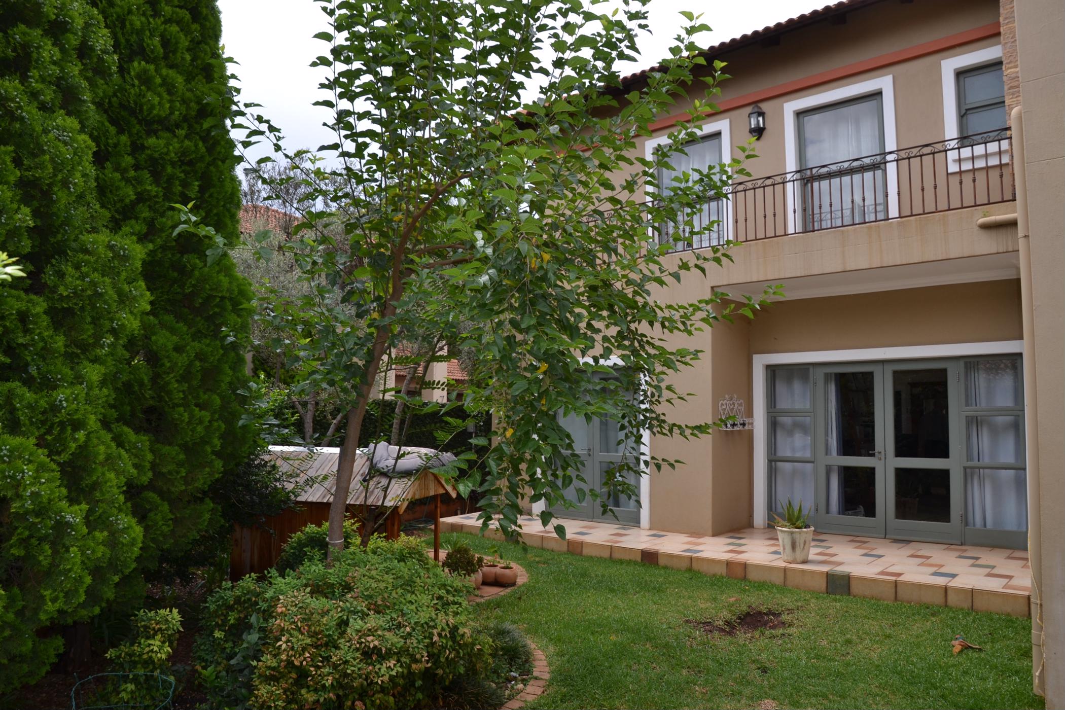 5 Bedroom House For Sale Baileys Muckleneuk PT1408857 Pam Golding