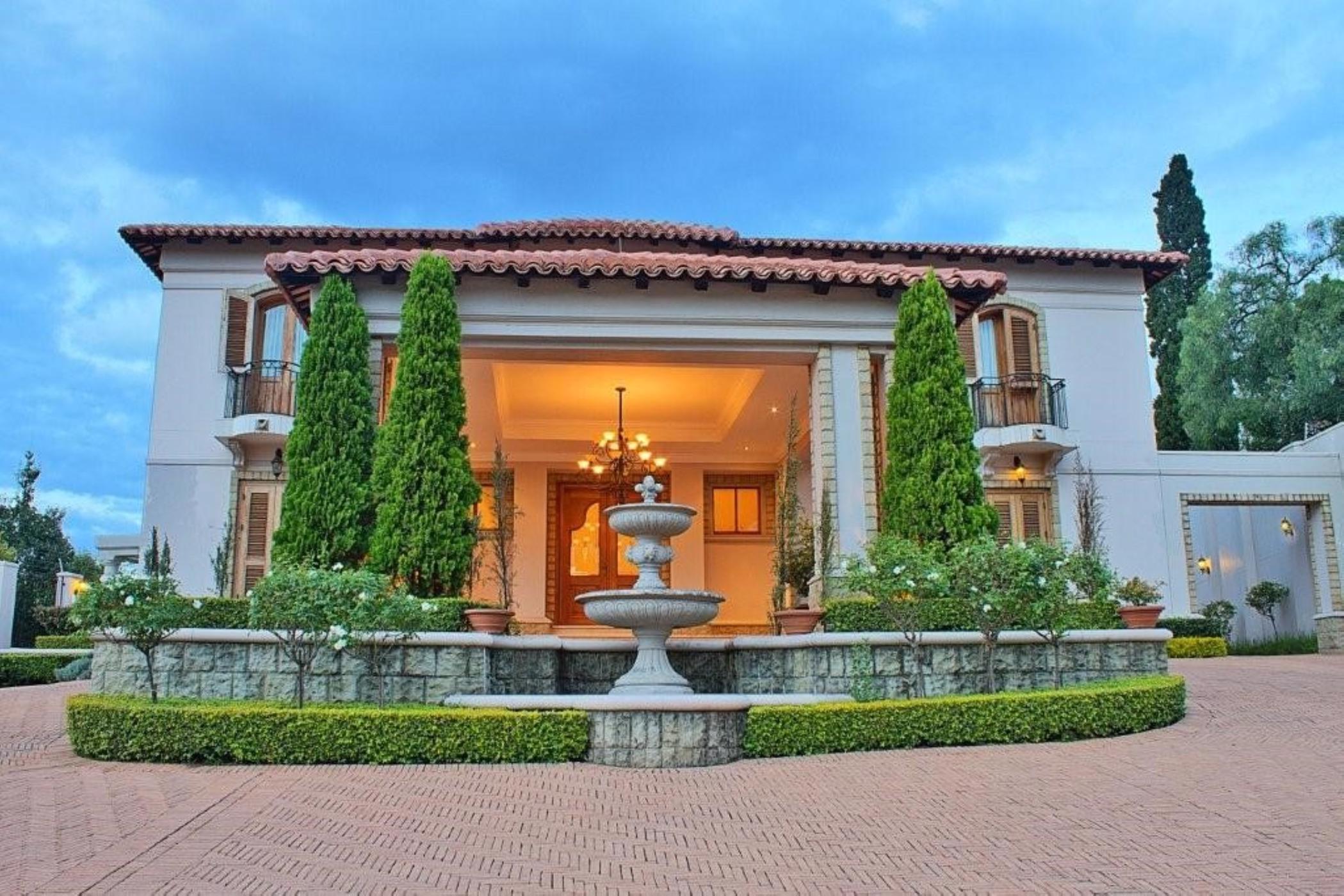6 bedroom house for sale in Waterkloof Ridge