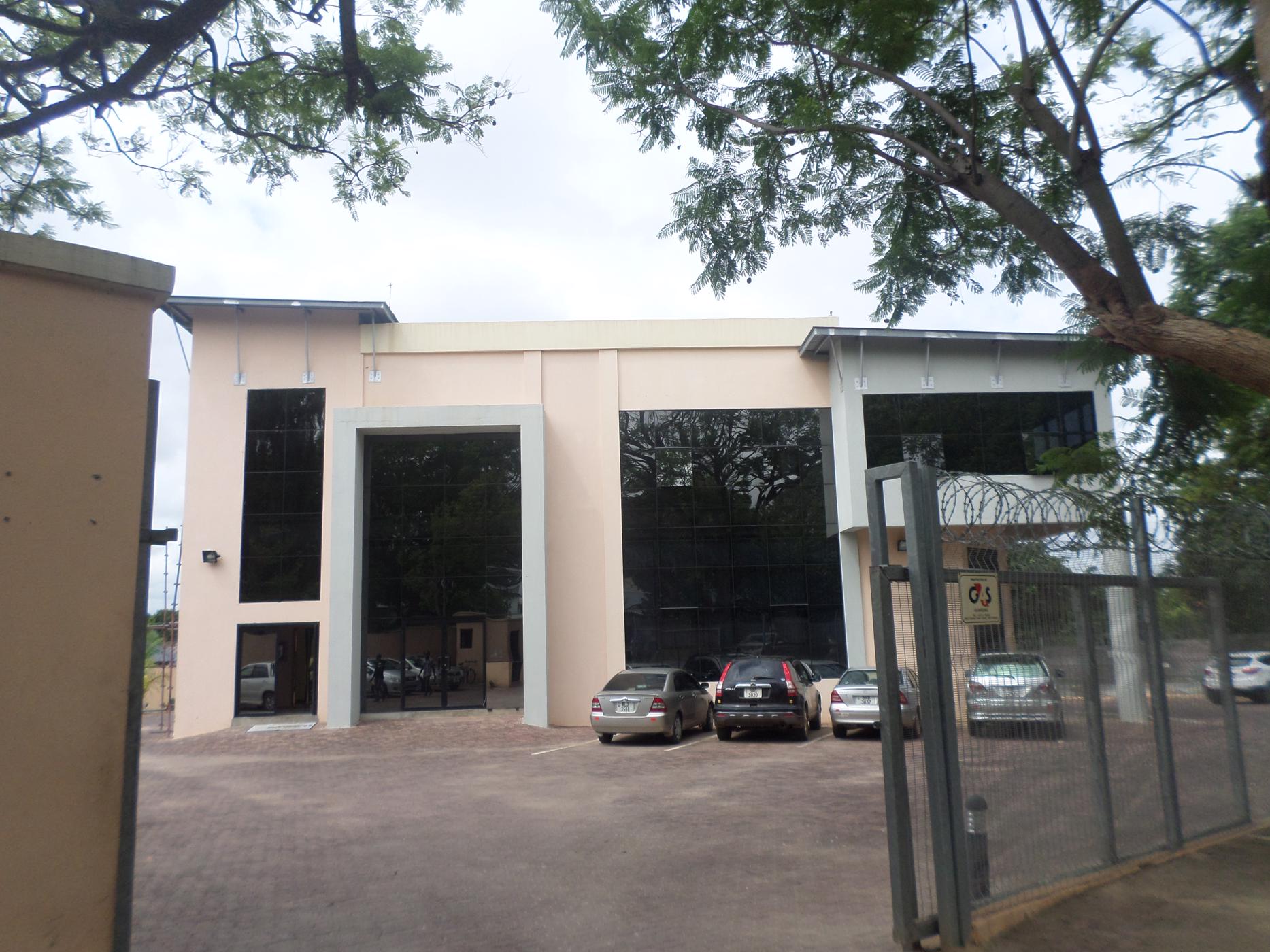 220 m&sup2; commercial office to rent in Olympia Park (Zambia)